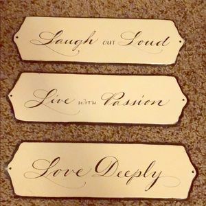 3 Wall Signs